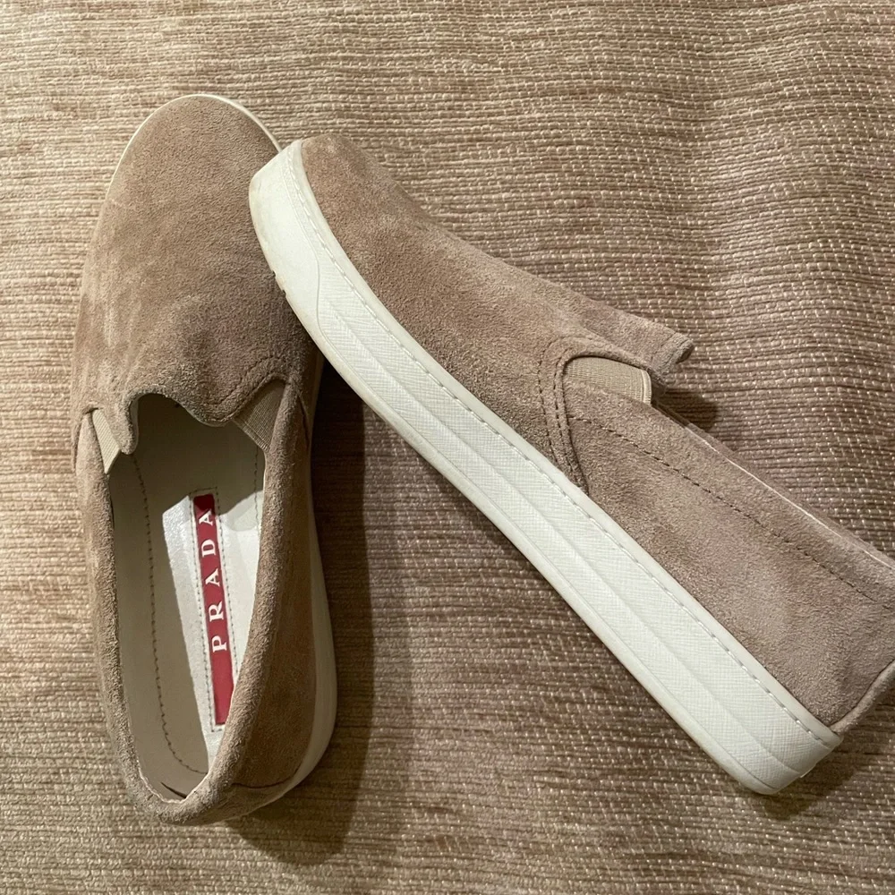Prada Tan suede skater slip on sneakers EU 36 1/2 - Picture 2 of 3